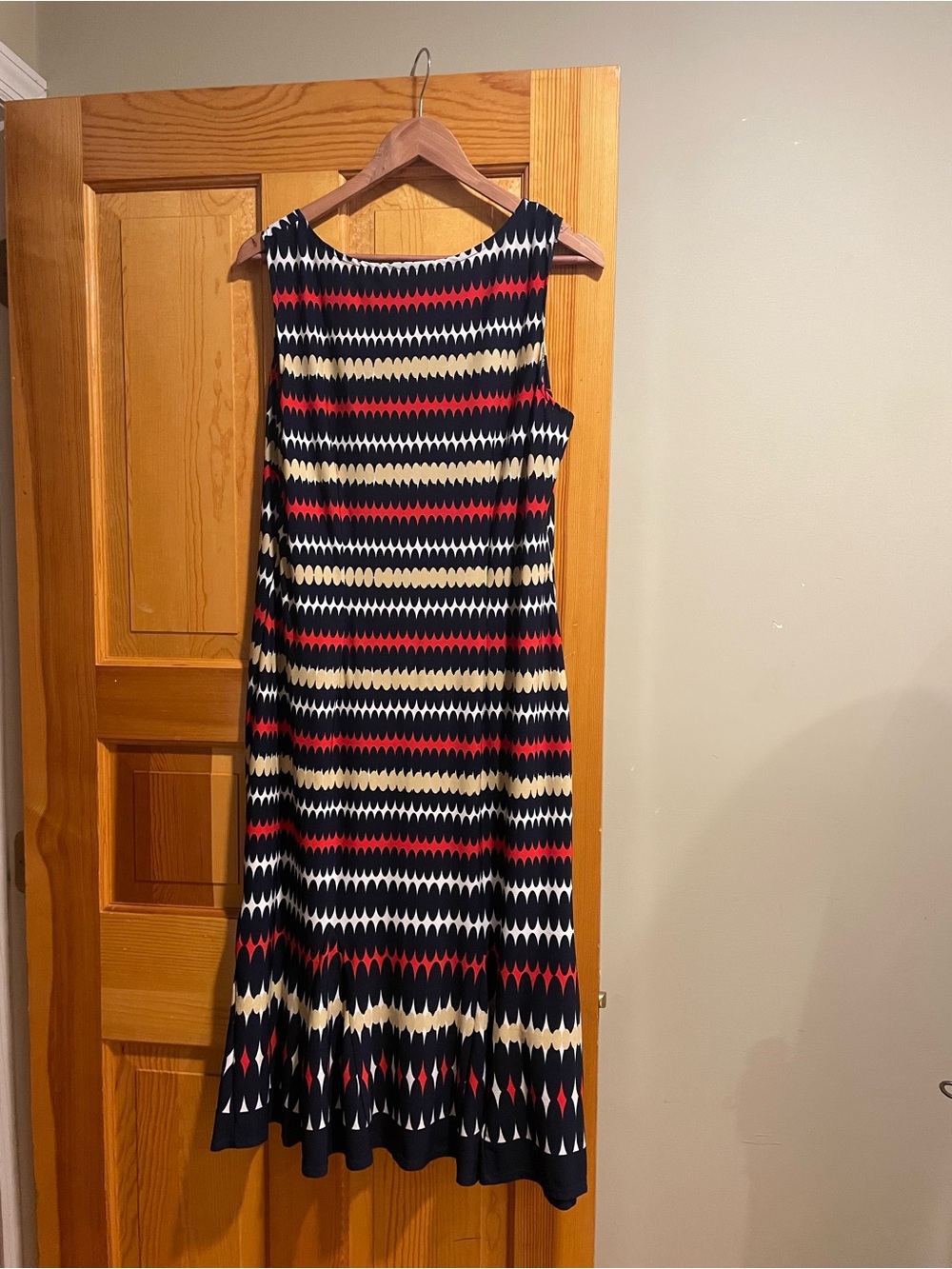 Dress Barn Sleeveless Maxi Dress in Navy, Red & Cream